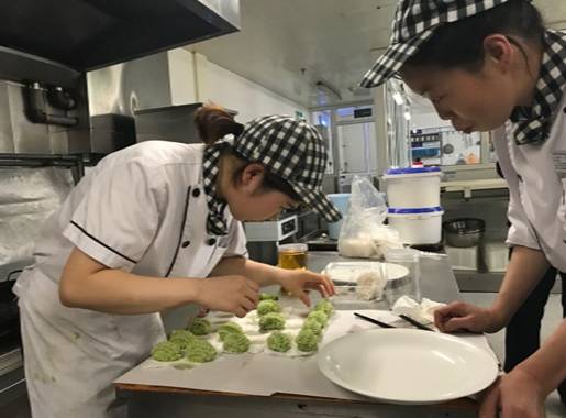 國(guó)際大廈酒店進(jìn)行2018年廚師技能考核